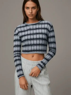 Stylish Women's Crop T shirt - Checked knit crop t- shirt