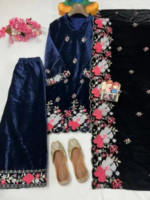 Women's Heavy Velvet Sequins & Therad embroidery Work - Presenting Good Quality Heavy Velvet Kurta & Pant