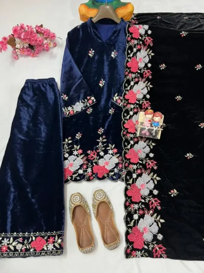 Women's Heavy Velvet Sequins & Therad embroidery Work - Presenting Good Quality Heavy Velvet Kurta & Pant