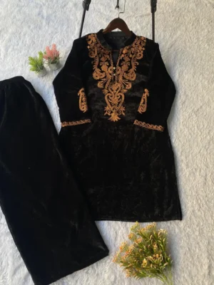 PRESENTING NEW STUNNING LOOK - VELVET CO-ORD SET