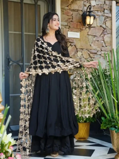 Women's Viral Dupatta - Designer Gown