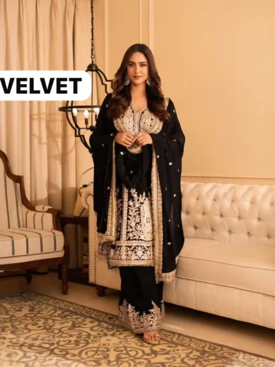 Women's Trendy - GOOD QUALITY VELVET KURTA SET