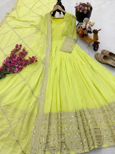 Women's New Trendy Gown - Gown