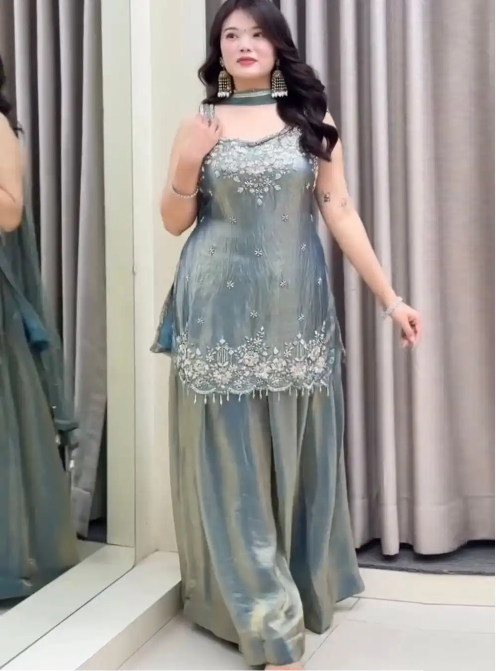 embroidery flared plazzo Women's Trendy - embroidery flared plazzo